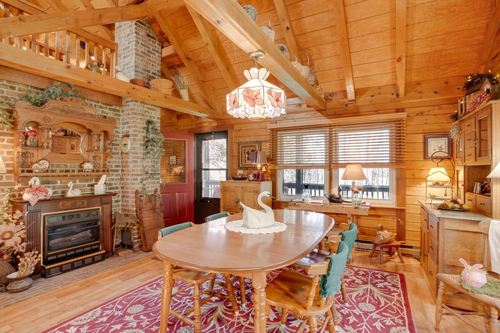 Peaceful With Hot Tub, Deck And Fire Pit! Luray